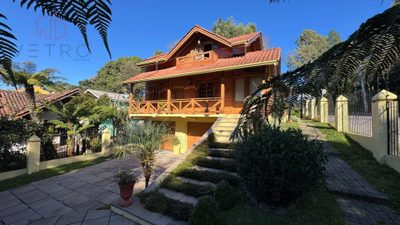 Casa, 3 quartos, 250 m² - Foto 1