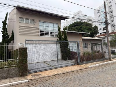 Casa, 3 quartos, 300 m² - Foto 3