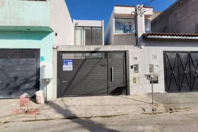 Casa, 2 quartos, 155 m² - Foto 1