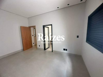 Casa, 3 quartos, 215 m² - Foto 4