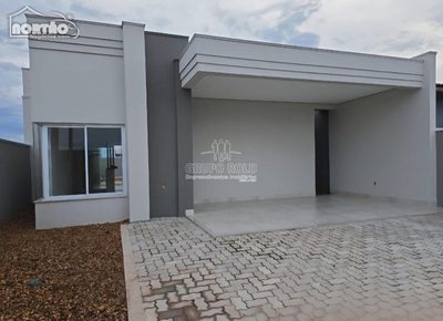 Casa, 4 quartos, 118 m² - Foto 1