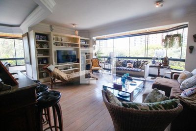 Apartamento, 3 quartos, 220 m² - Foto 4