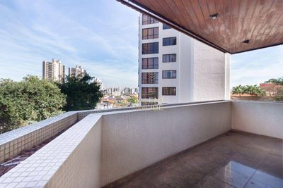 Apartamento, 4 quartos, 196 m² - Foto 2
