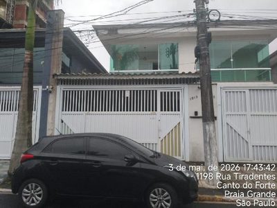 Casa, 3 quartos, 192 m² - Foto 1