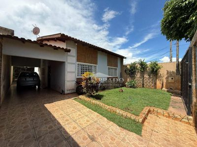 Casa, 3 quartos, 153 m² - Foto 1