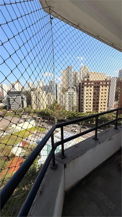 Apartamento, 3 quartos, 140 m² - Foto 2