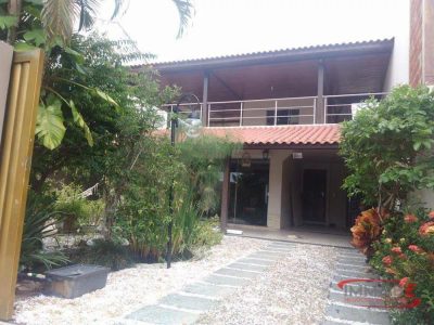 Casa, 3 quartos, 260 m² - Foto 1