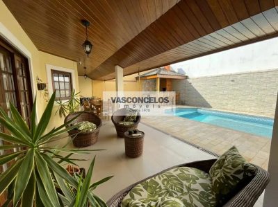 Casa, 4 quartos, 280 m² - Foto 1