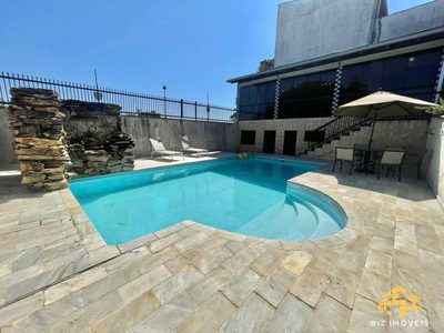 Casa, 4 quartos, 308 m² - Foto 2