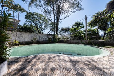 Casa, 6 quartos, 250 m² - Foto 2