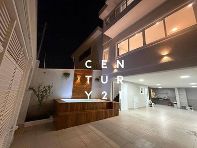 Casa, 3 quartos, 200 m² - Foto 1