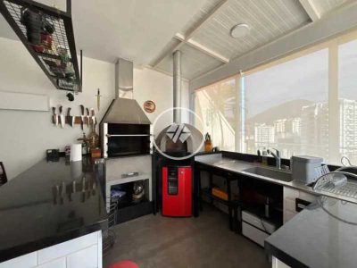 Cobertura, 4 quartos, 239 m² - Foto 3