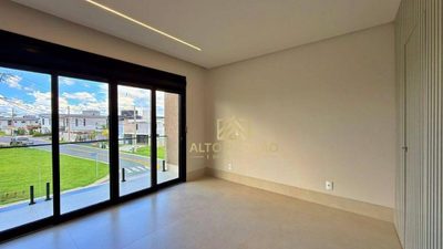 Sobrado, 3 quartos, 251 m² - Foto 2