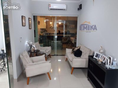 Casa, 3 quartos, 140 m² - Foto 1
