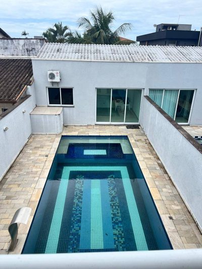 Casa, 4 quartos, 160 m² - Foto 1