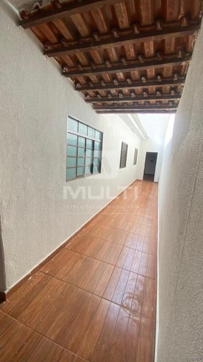 Casa, 4 quartos, 210 m² - Foto 1