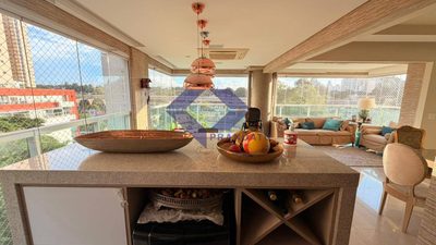 Apartamento, 3 quartos, 185 m² - Foto 1