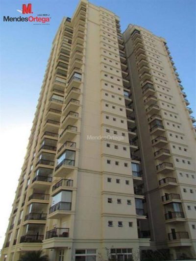 Apartamento, 3 quartos, 247 m² - Foto 1