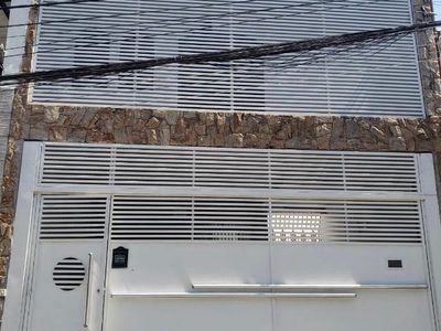 Casa, 5 quartos, 220 m² - Foto 1