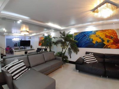 Sobrado, 3 quartos, 380 m² - Foto 1