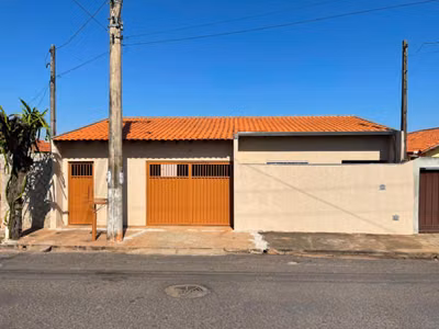 Casa, 3 quartos, 127 m² - Foto 1