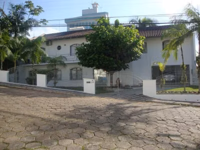 Casa, 3 quartos, 450 m² - Foto 1