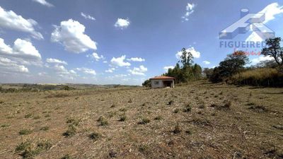 Sítio, 2 quartos, 4 hectares - Foto 1