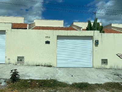 Casa, 2 quartos, 230 m² - Foto 1