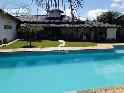 Casa, 7 quartos, 304 m² - Foto 2