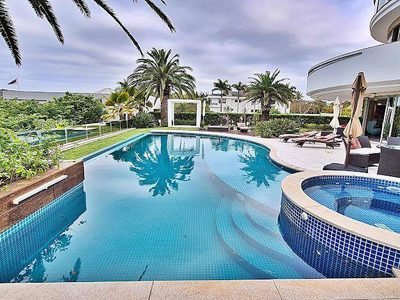 Casa, 5 quartos, 1600 m² - Foto 1