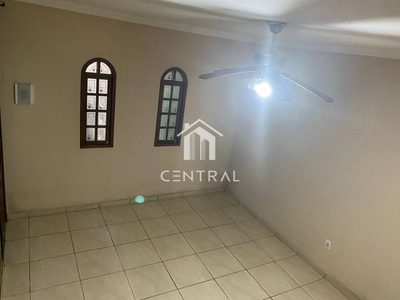 Casa, 3 quartos, 230 m² - Foto 4