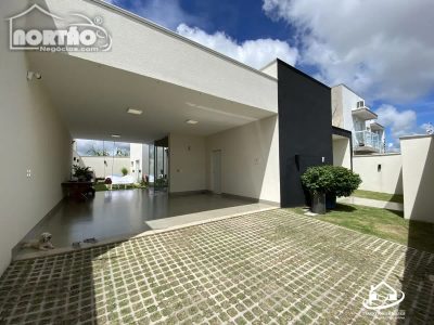 Casa, 3 quartos, 180 m² - Foto 1