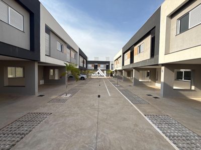 Sobrado, 3 quartos, 104 m² - Foto 1