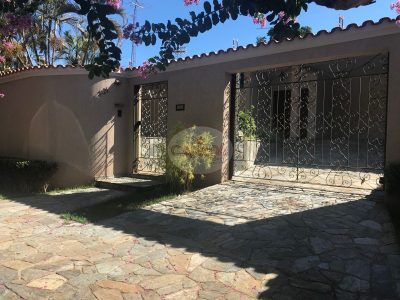 Casa, 4 quartos, 390 m² - Foto 1