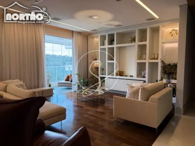 Casa, 4 quartos, 284 m² - Foto 2