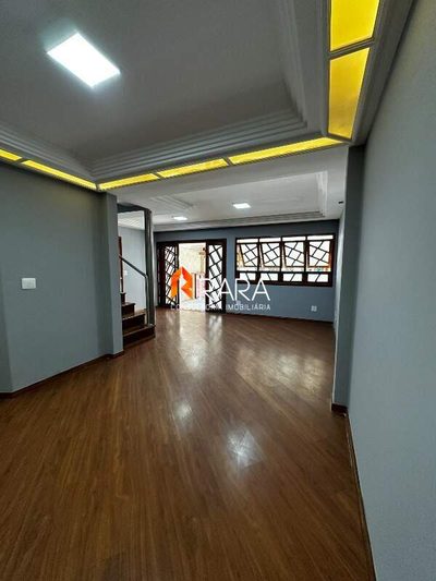 Sobrado, 6 quartos, 380 m² - Foto 2