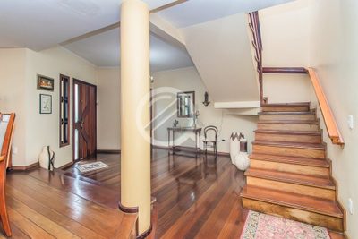 Casa, 4 quartos, 290 m² - Foto 2