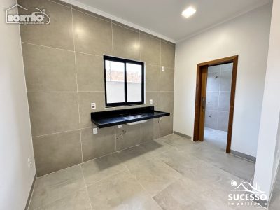 Casa, 3 quartos, 99 m² - Foto 2