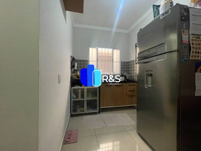 Casa, 3 quartos, 141 m² - Foto 2