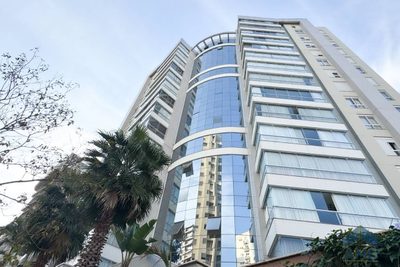 Apartamento, 3 quartos, 203 m² - Foto 1
