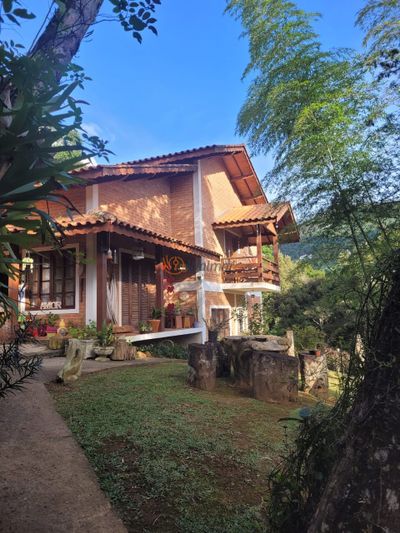 Casa, 4 quartos, 170 m² - Foto 1