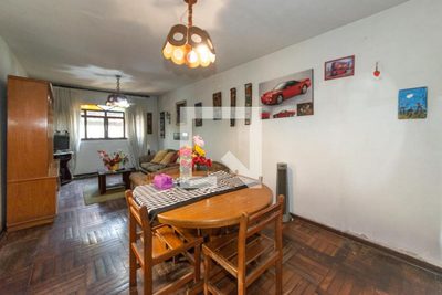Casa, 4 quartos, 179 m² - Foto 1