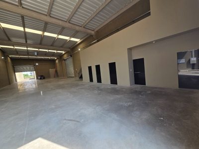 Depósito-Galpão, 616 m² - Foto 1