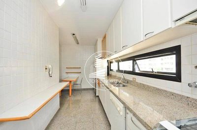 Apartamento, 3 quartos, 190 m² - Foto 4