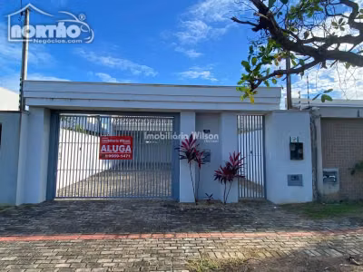 Casa, 3 quartos, 176 m² - Foto 1