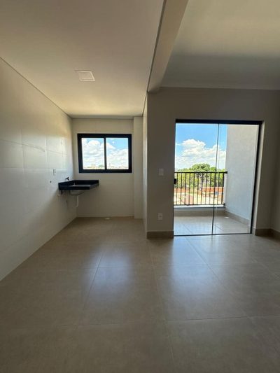 Apartamento, 2 quartos, 70 m² - Foto 2