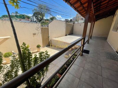 Casa, 4 quartos, 360 m² - Foto 2