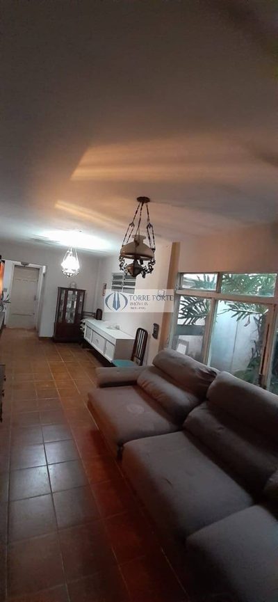 Casa, 4 quartos, 300 m² - Foto 1