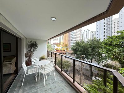 Apartamento, 3 quartos, 130 m² - Foto 1