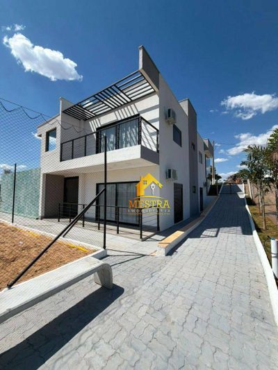 Sobrado, 3 quartos, 400 m² - Foto 1